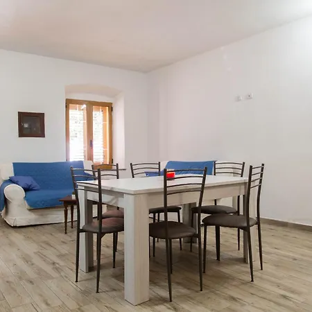 Apartment Domu Mena - *